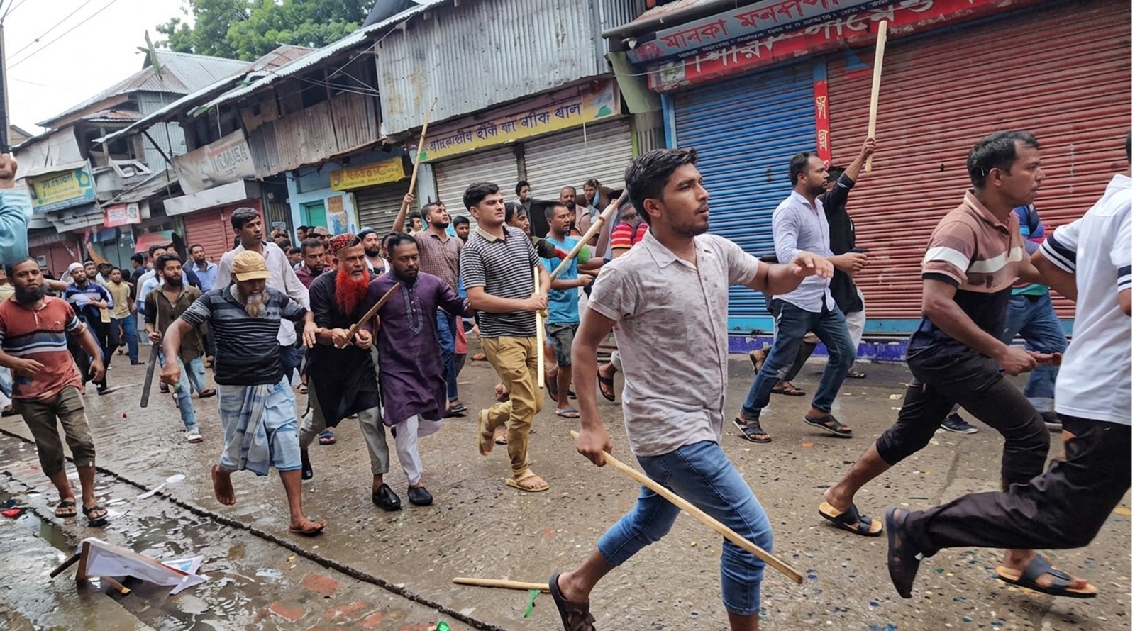 বিএনপির প্রতিষ্ঠাবার্ষিকীর কর্মসূচি ঘিরে গলাচিপায় দুই পক্ষের সংঘর্ষ
