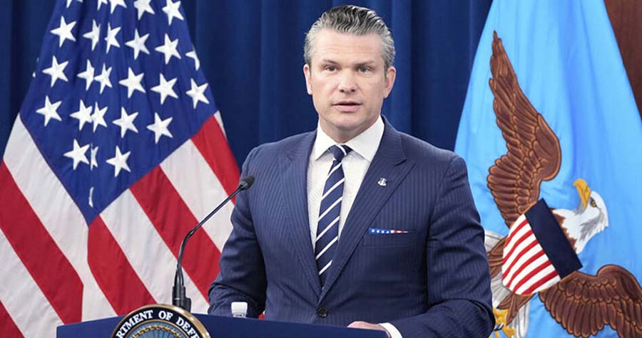 ইরানে হামলা ‘অনন্ত যুদ্ধে’ রূপ নেবে না: মার্কিন প্রতিরক্ষামন্ত্রী