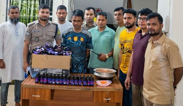 খিলক্ষেতে ইয়াবা তৈরির কারখানায় পুলিশের হানা, মাদকসহ মেশিন-কাঁচামাল উদ্ধার,আটক ১