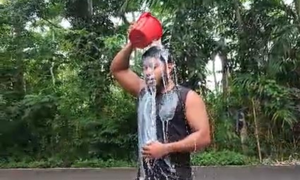 দুধ দিয়ে গোসল করে জামায়াত ছাড়লেন বাগেরহাটের তারেক