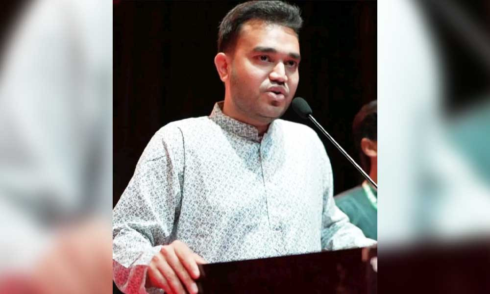 ওসির কক্ষের সামনে দাঁড়িয়ে ‘থানার ইট খুলে নেওয়ার’ হুঁশিয়ারি এনসিপি নেতার