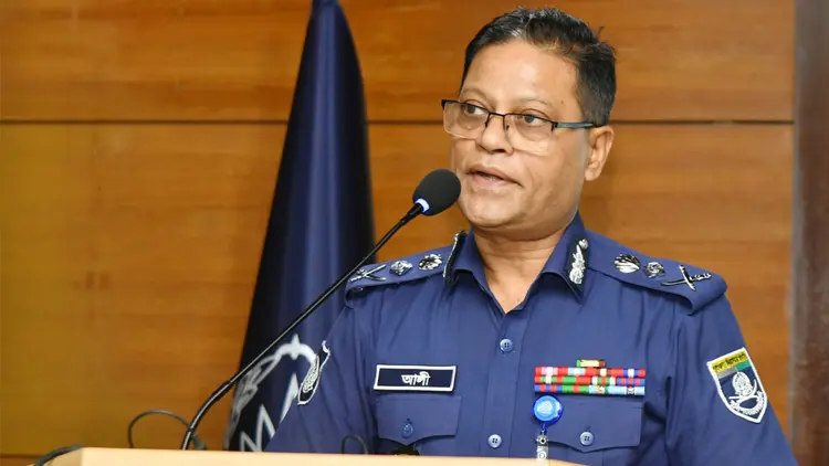 সাইবার অপরাধ মোকাবিলায় পুলিশের সক্ষমতা বাড়ানোর বিকল্প নেই : আইজিপি