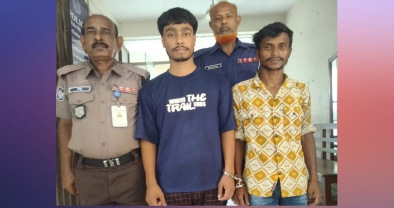 বোয়ালমারীতে গভীর রাতে দুই মাদক কারবারী  আটক