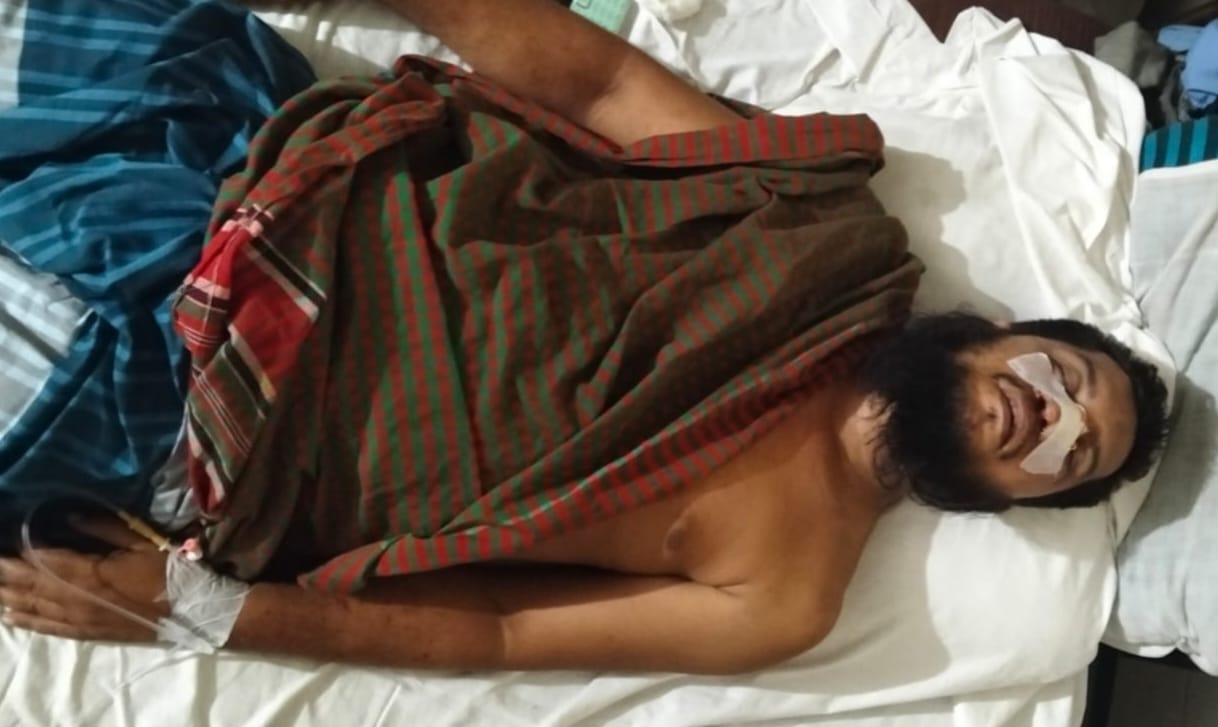 আলফাডাঙ্গায় জমি সংক্রান্ত বিরোধের জেরে হামলা আহত  তিন