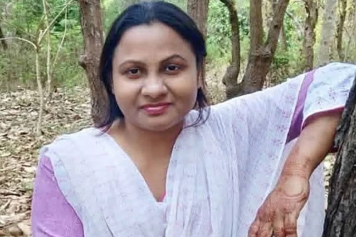 প্রিয় বিড়ালকে বাঁচাতে গিয়ে রাজধানীতে প্রাণ গেল তরুণীর