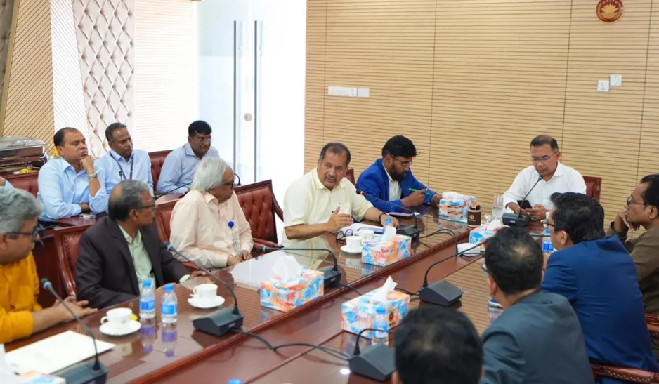 তোষামোদ নয়, সত্যের পক্ষে দাঁড়াক গণমাধ্যম”-প্রধানমন্ত্রী