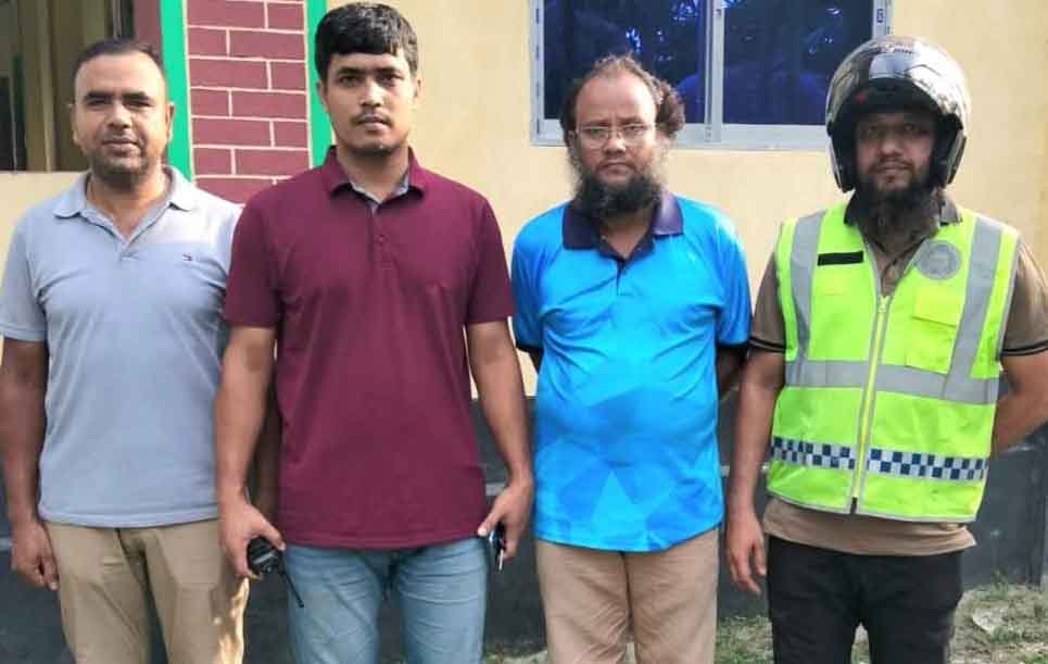 কালীগঞ্জে প্রবাসীর স্ত্রীর ওপর হা'মলার অভিযোগে কৃষক দল নেতা গ্রেফতার,দল থেকে বহিষ্কার