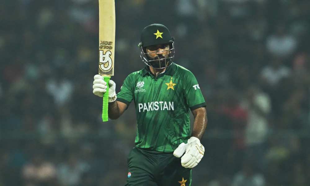 বাংলাদেশ সফরে অনিশ্চিত পাকিস্তানের তারকা ব্যাটার