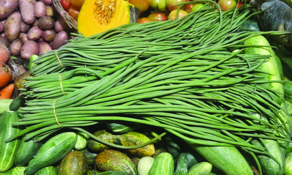 সজনে ডাটার রেকর্ড মূল্য, কেজি ৭৫০ টাকা!