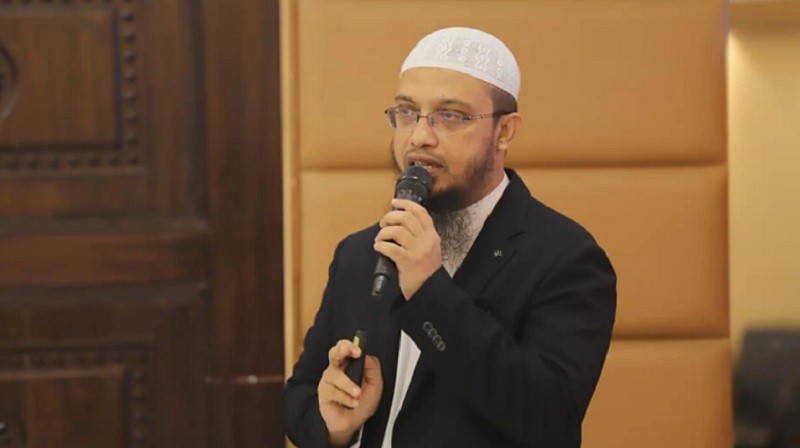 ভিসা বাতিল ইস্যুতে মুখ খুললেন আহমাদুল্লাহ