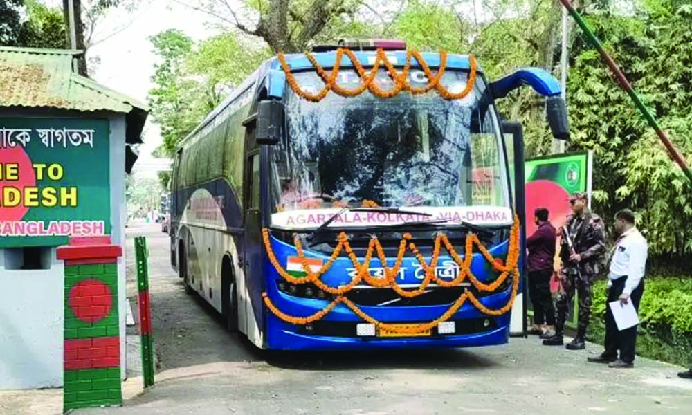 দেড় বছর পর ফের আগরতলা-ঢাকা-কলকাতা বাস সার্ভিস চালু